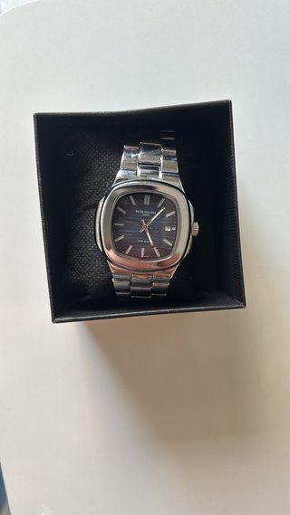 Reloj Azul y Plateado