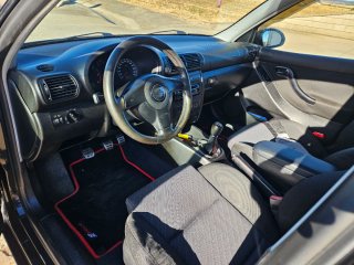 SEAT Leon 2004