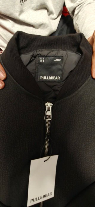 Chaqueta Pull&Bear Negra Talla m