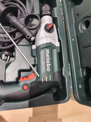 Taladro percutor Metabo SBE 800-2