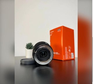 Objetiva Sony E PZ 18-105mm F4 G OSS