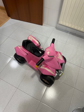 Quad eléctrico infantil rosa