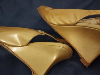 Zapatos de Tacón Cuña Dorados