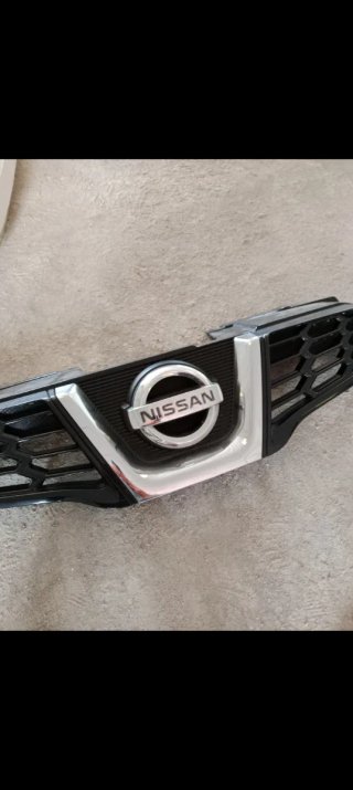 Parrilla Nissan Qashqai J10