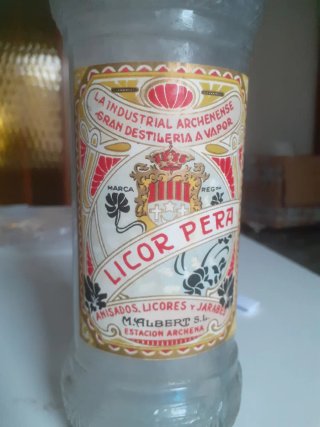 Antica bottiglia di liquore alla pera La Industrial Archena