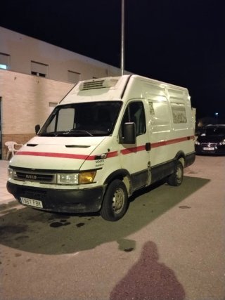 Furgoneta Iveco Daily Blanca