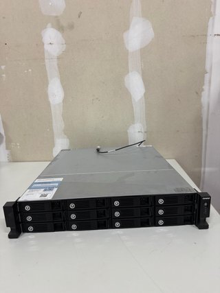 QNAP TVS-1271U-RP NAS
