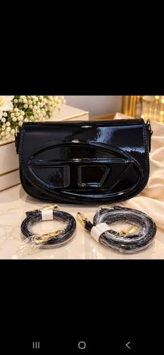Borsa nera Diesel, chiedere modello e prezzo