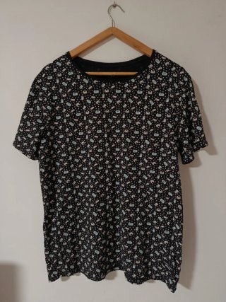 Camiseta Estampada Negra