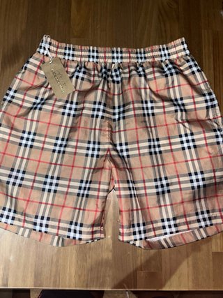 Pantalón corto Burberry Beige Talla L sin estrenar