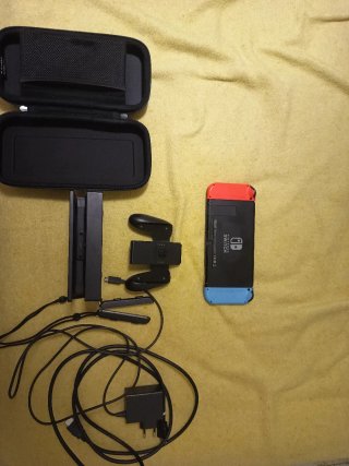 Nintendo Switch con accesorios
