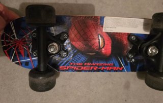 Monopatín Spiderman para niños