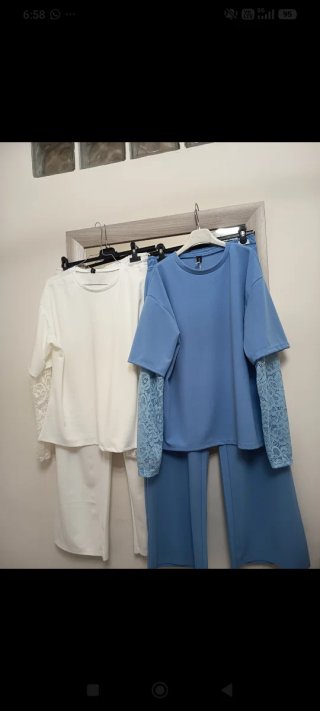 Completo donna taglia unica disponibile solo bianc