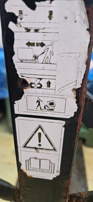 Transpaleta Manual