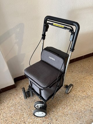 Andador Carlett con asiento y bolsa