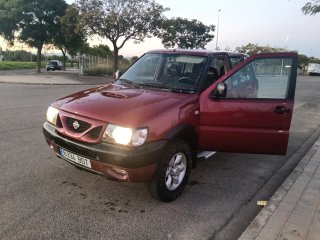 Nissan Terrano II 2001
