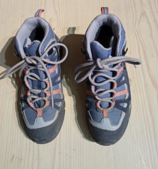 Zapatillas de montaña Quechua 33-34