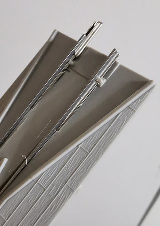 Paso a nivel N Encarrilador maqueta tren eléctrico