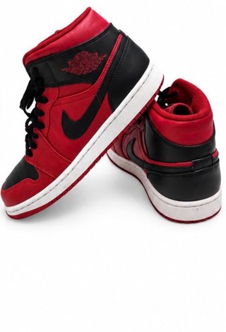 Zapatillas Nike Air Jordan Rojo y Negro