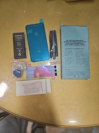 Batteria iPhone 11 + Accessori