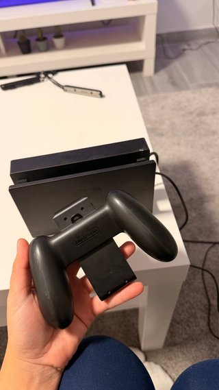 Nintendo Switch Azul/Rojo + Juegos