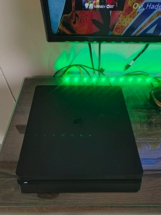 Ps4 slim