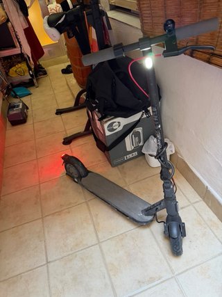 Patinete eléctrico negro(xiaomi)