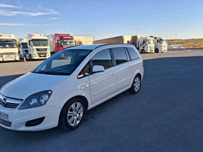 Opel Zafira 1.7 CDTi Family 2012