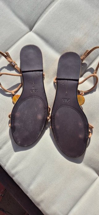 Sandalias Zara Beige