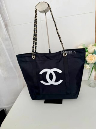 Borsa Tote Chanel Nero con Logo Bianco