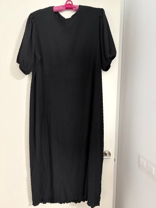 Vestido Negro Cortefiel
