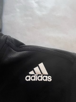 Sudadera Adidas con cremallera y capucha talla XL