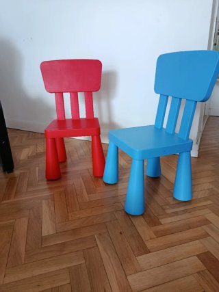 2 Sillas Ikea (Roja y Azul)