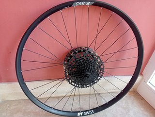 26 x30 DT Swiss enduro rueda trasera ebike nueva