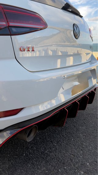 Volkswagen Golf gti TCR AKRAPOVIC!