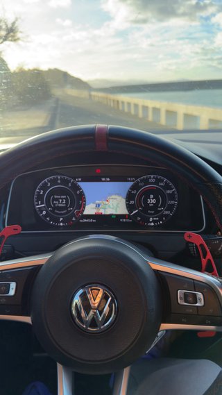 Volkswagen Golf gti TCR AKRAPOVIC!