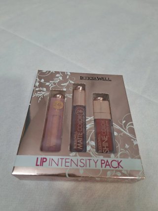 Set de 3 Pintalabios Leticia Well
