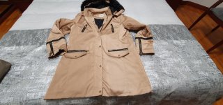 Parka 3/4 Beige con Capucha
