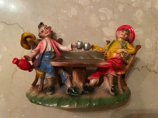 Statuina Presepe Due Bevitori di Birra