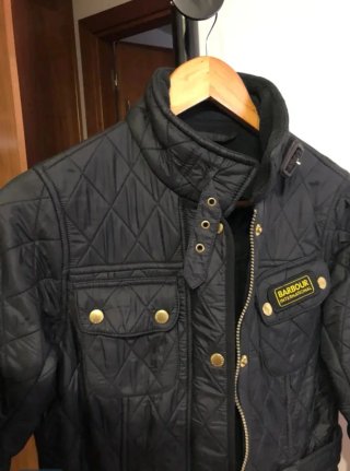 Chaqueta Barbour International Belfast Negra