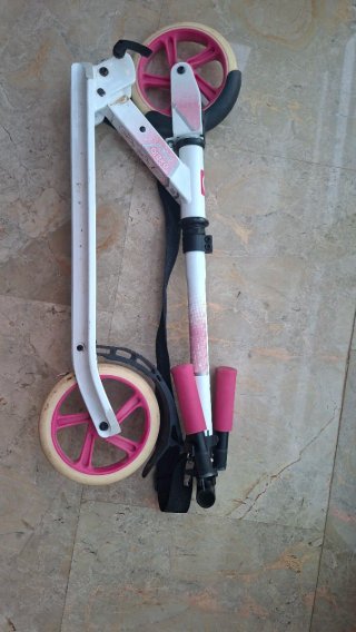 Patinete infantil rosa y blanco Oxelo