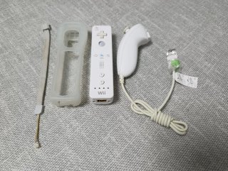 Mando Nintendo Wii con Nunchuk y funda
