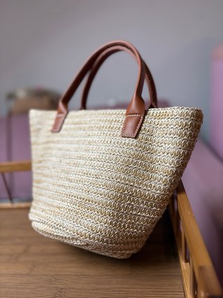 Bolso de paja con corazón