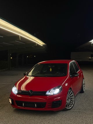 Volkswagen Golf GTI 6