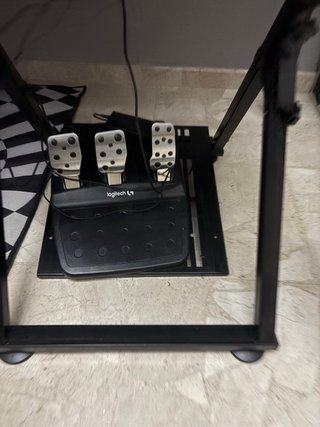 Volante Logitech G29 con Pedales,Palanca y soporte