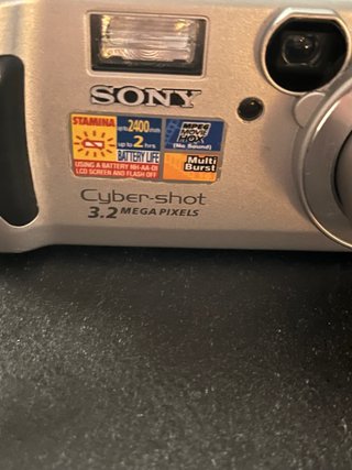 Sony Cyber-shot 3.2 MP Fotocamera Digitale