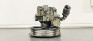 Bomba direccion VOLKSWAGEN TOUAREG (7LA)
