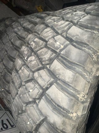 Neumáticos 4x4 285/60R18 BF GOODRICH MUDTERRAIN