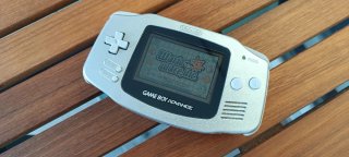 Nintendo Game Boy Advance Plateada