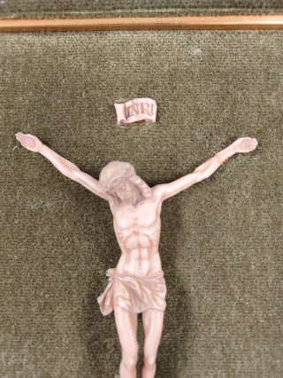 Cuadro Antiguo Cristo Crucificado en Relieve